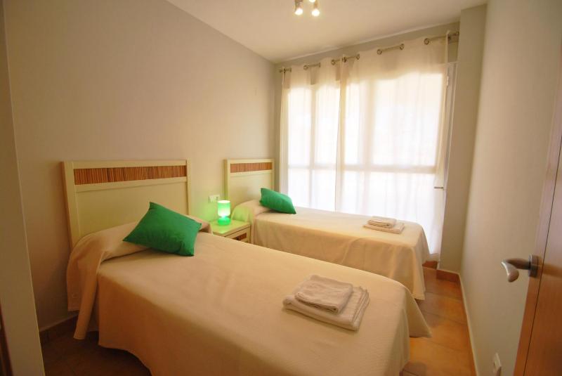 Apartment (4 Adults) image 3
