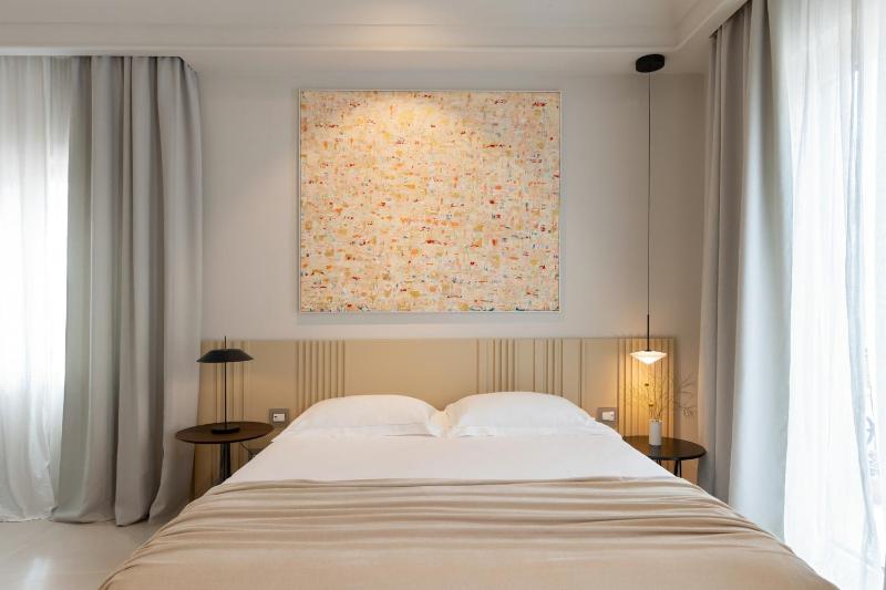 Superior Triple Room image 1