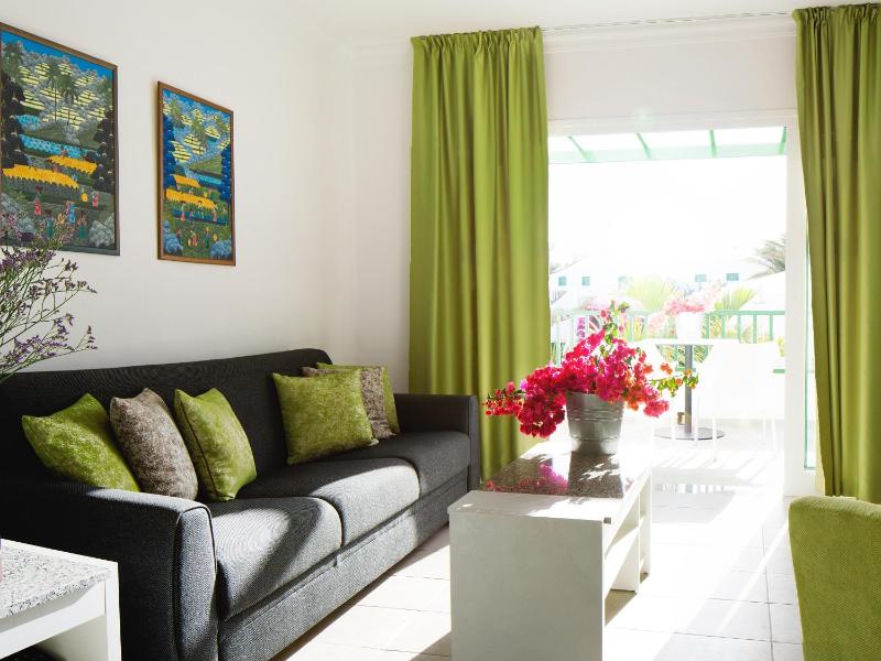 One-Bedroom Apartment image 1