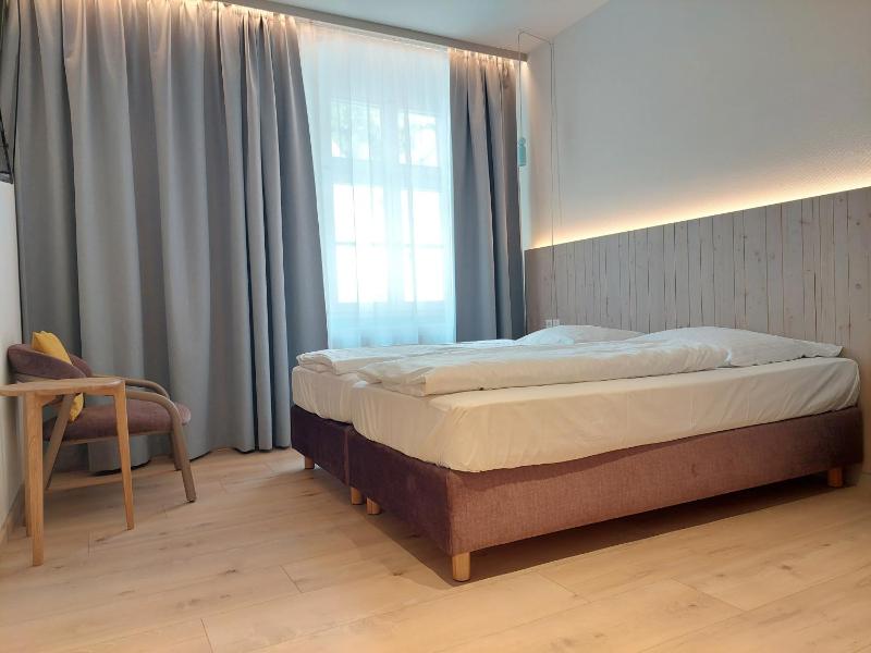 Standard Double Room image 2