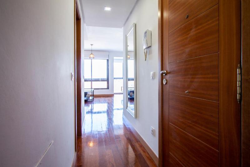 Apartamentos Castilla Luz Business - image 16
