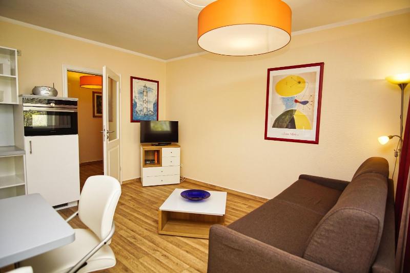 Strandresidenz Brandenburg Ferienwohnung 14 mit Sauna- und Schwimmbadnutzung im AHOI Sellin - image 22