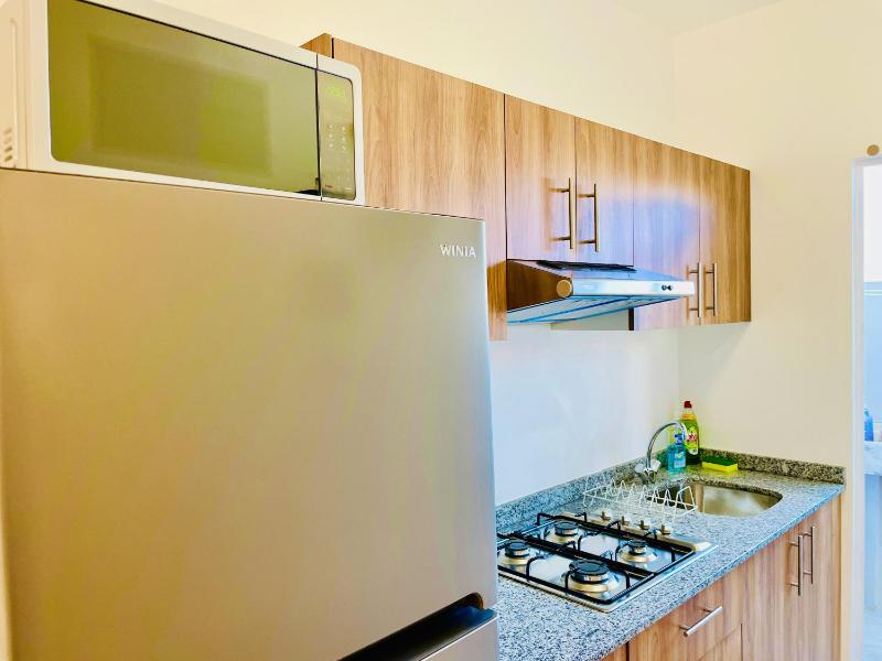 Cozy 2-bedroom apartment with amenities - image 18