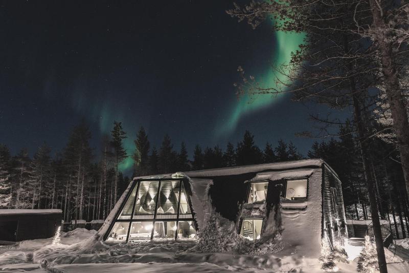 Premium Lodge image 1
