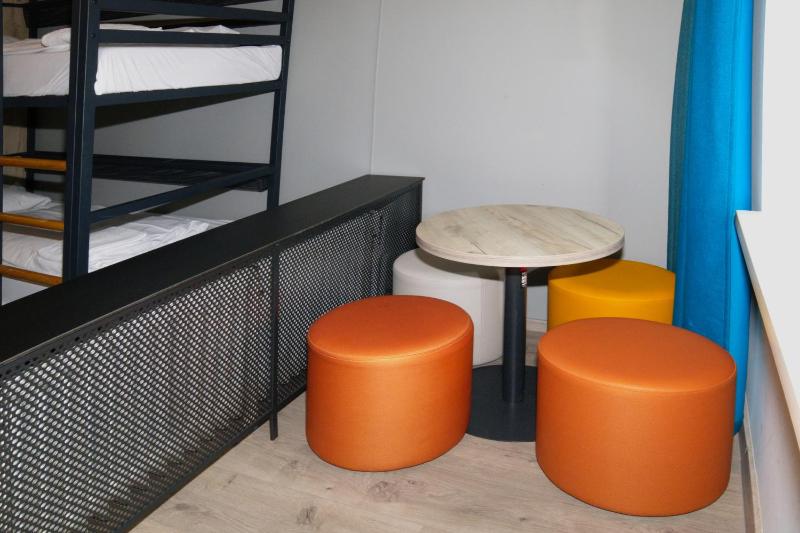 Bed in 6-Bed Dormitory Room image 3