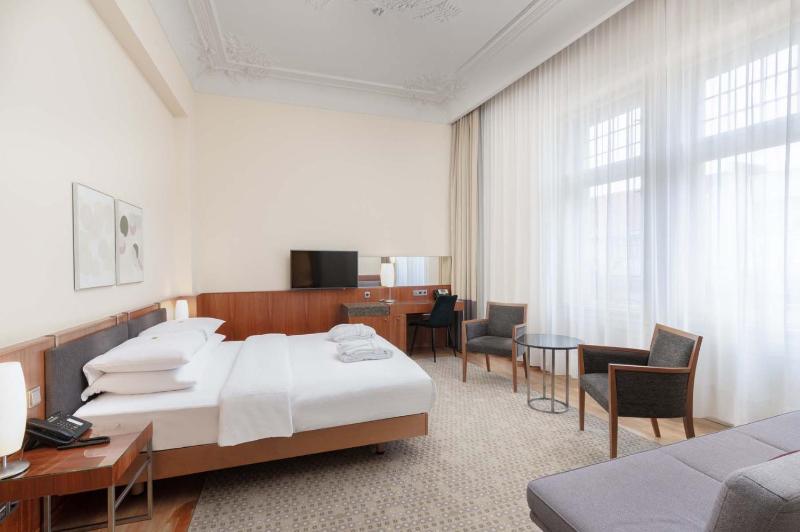 K+K Hotel Central - image 7