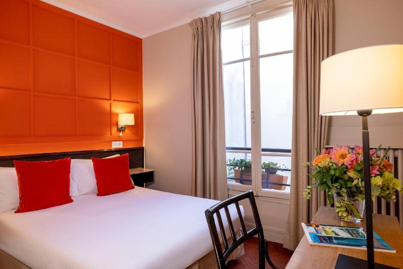 Classic Room image 1