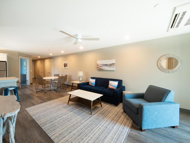Two-Bedroom Apartment image 4