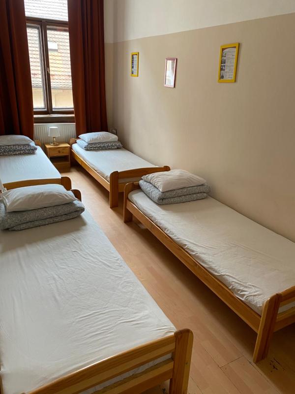 Quadruple Room with Shared Bathroom image 1