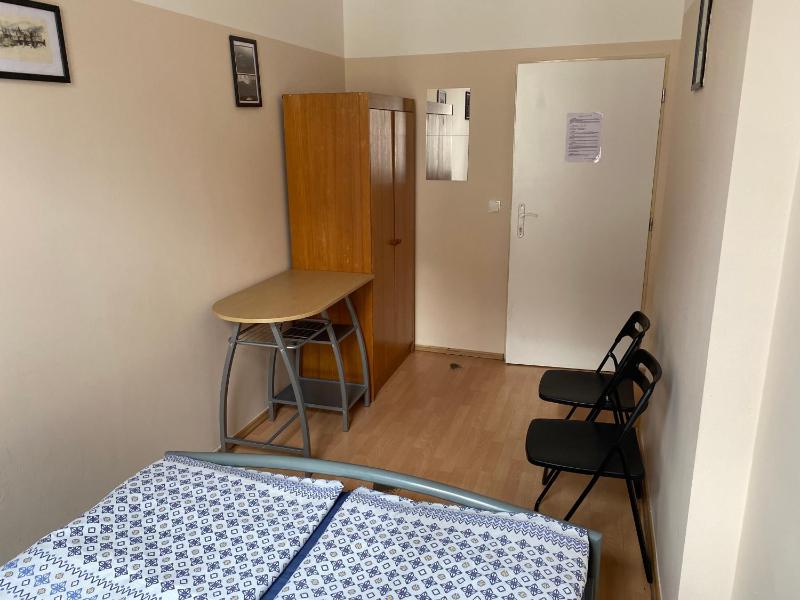 Double Room with Shared Bathroom image 1