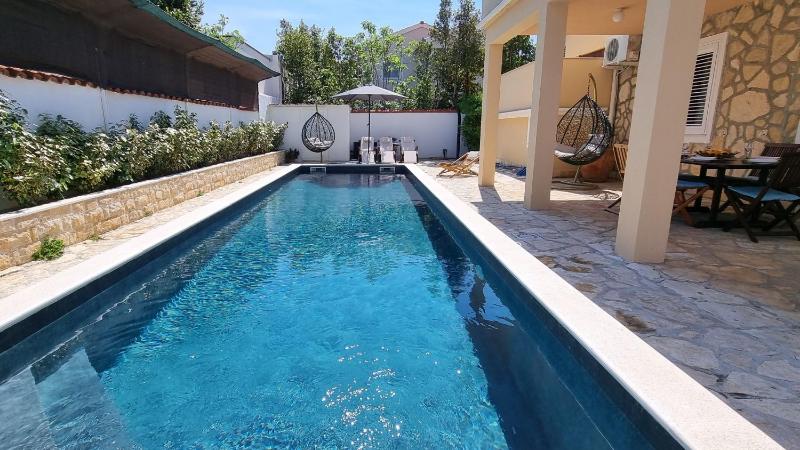 Family-friendly apartments with swimming pool Sabunike Zadar - 20179 - image 8