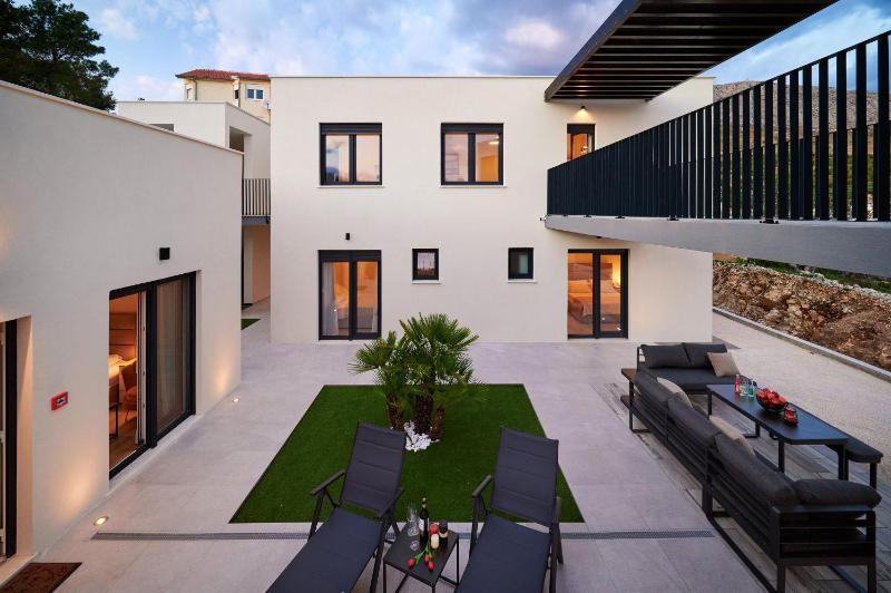 Villa Dolce - image 41