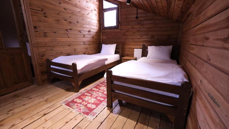 Deluxe Quadruple Room image 4