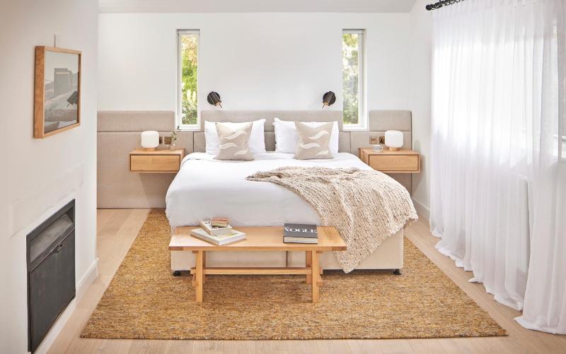 Deluxe Family Room image 2