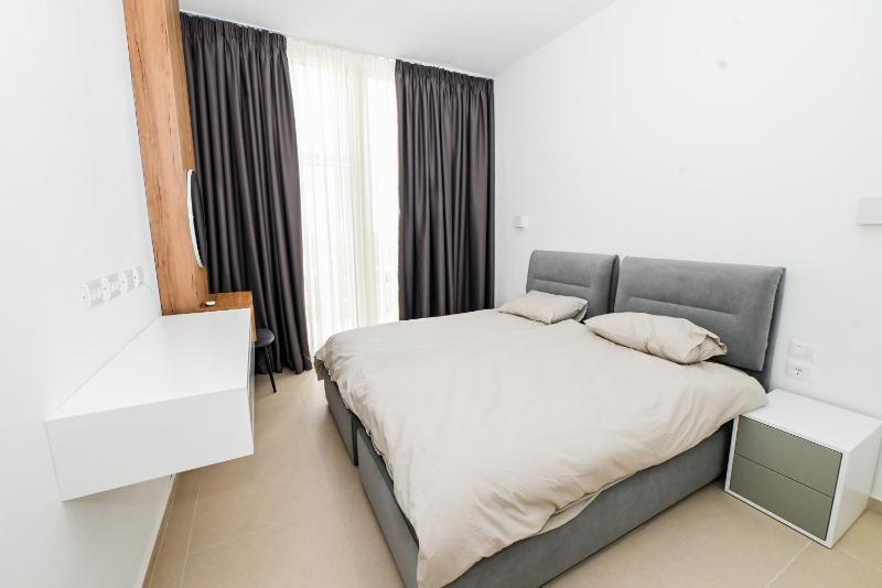 Green Cost Luxury Apt 239 - image 16