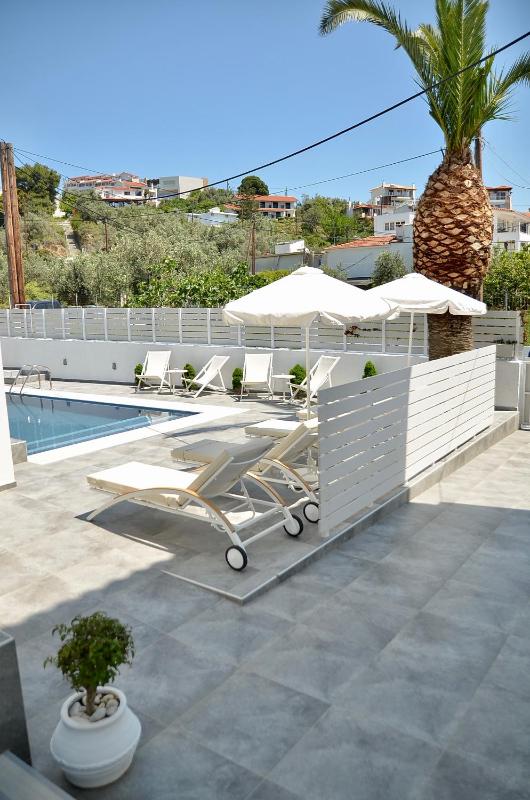 Anemoni Beach Hotel - image 21