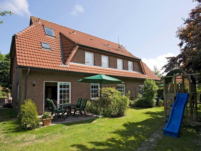 Haus am Brunnen Images
