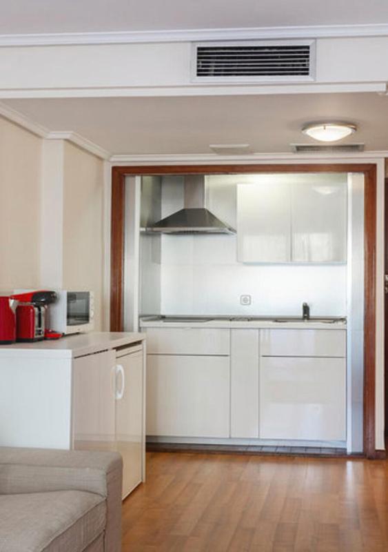 Apartment with Balcony image 3