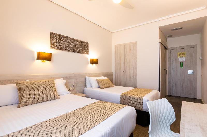 Double or Twin Room image 1