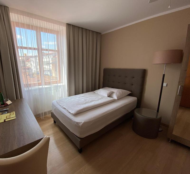 Single Room image 1