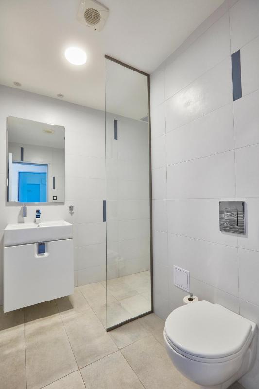 Double or Twin Room image 3