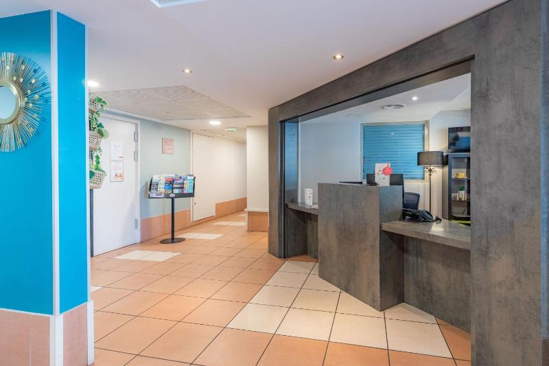 Appart'City Confort La Ciotat - Cote Port - image 20