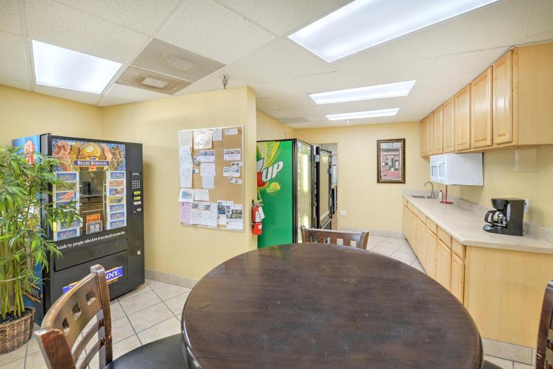 Harbour Beach Resort - image 37