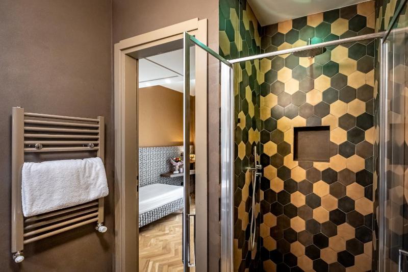 Hotel Duomo Firenze - image 6