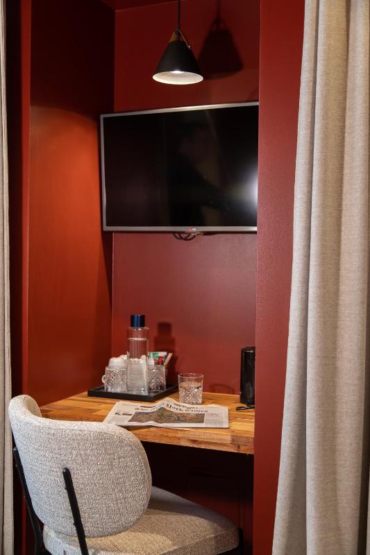 Comfort Triple Room image 3