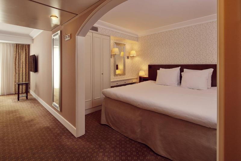 Premium Room with Village View image 4