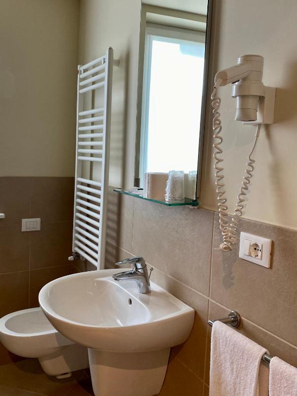 Double or Twin Room with Side Sea View image 2