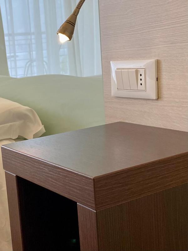 Superior Double or Twin Room with Lake View image 2