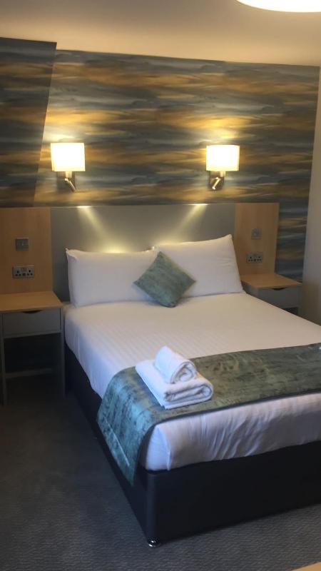 Double Room image 4
