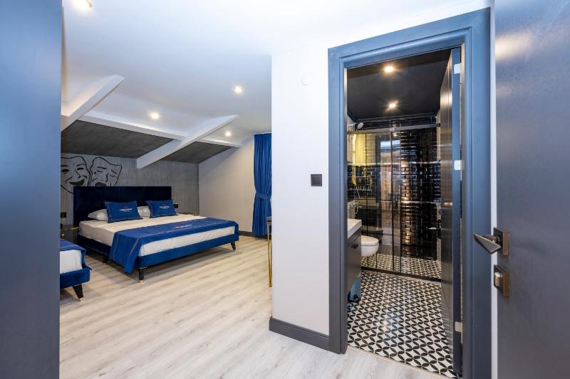 Triple Room image 4
