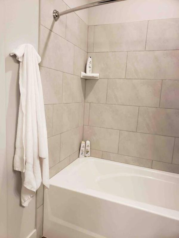 Monument Resort like amenities with King bd Qn bd Garage Fast WiFi Sleeps - image 9