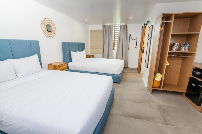 Standard Double Room image 2