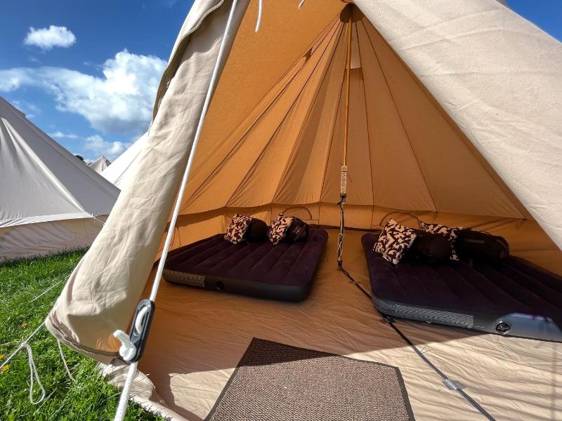 Tent (4 Adults) image 2