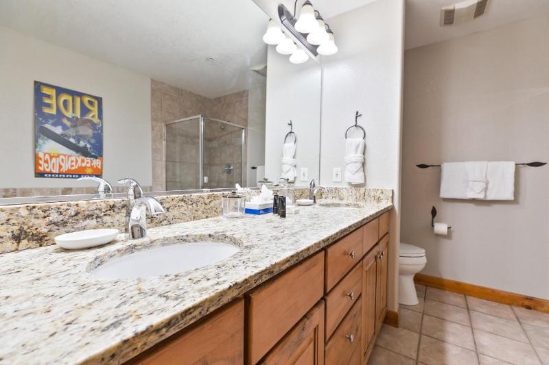 Riverbend Centennial Run Condo: Ski In/Out - image 14