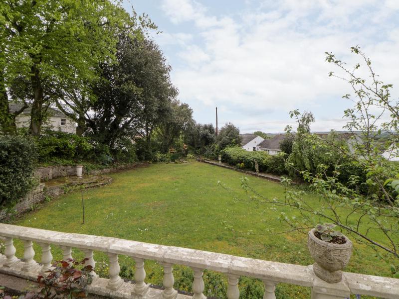 Holcombe House - image 36