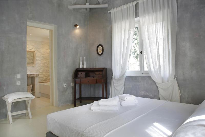 VIP Residence Panoramic Sea View image 3