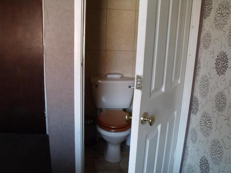 Budget Double Room image 2