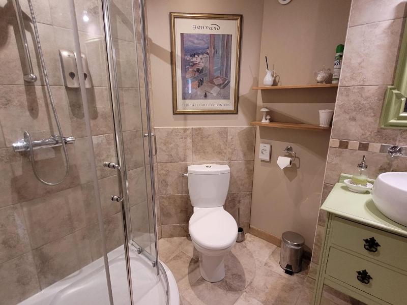 Double Room with Garden View image 3