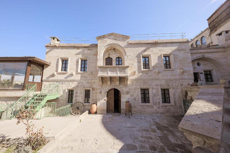 Honeymoon Suite image 1