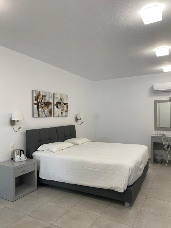 Anemoni Beach Hotel - image 39