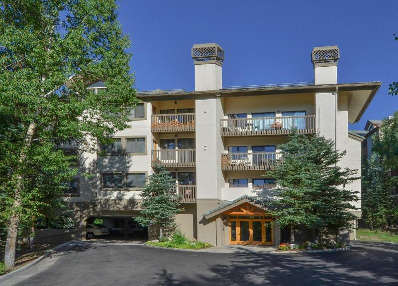 Townsend Place B103 condo - image 1
