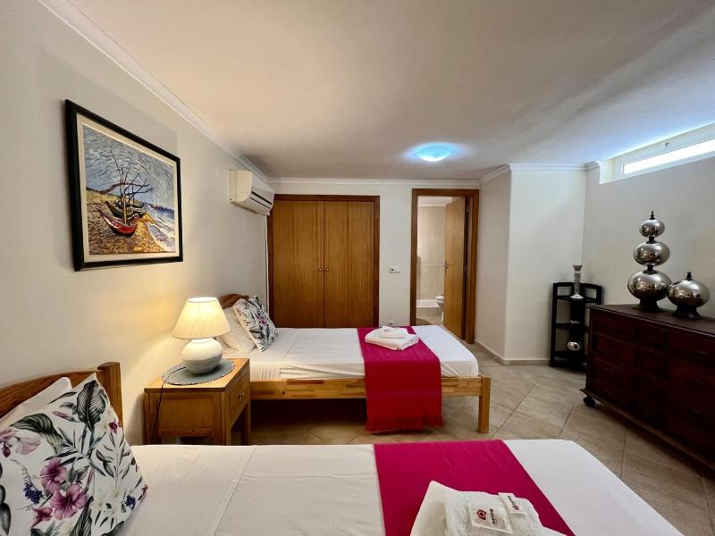Vilamoura Amazing Golf Villa With Pool by Homing - image 9