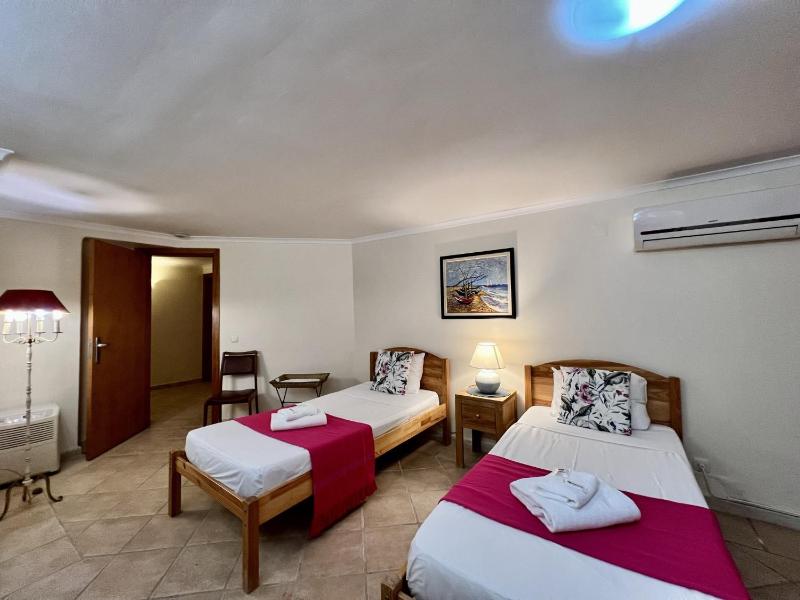 Vilamoura Amazing Golf Villa With Pool by Homing - image 36