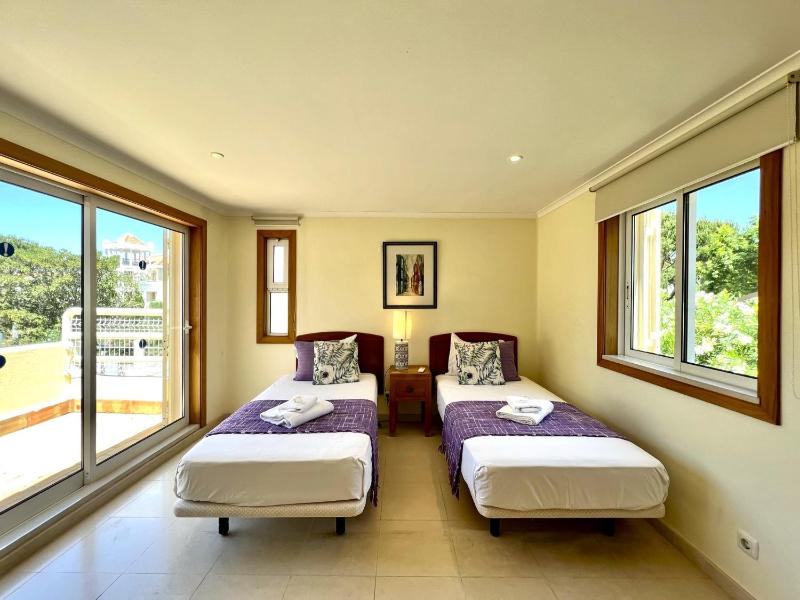 Vilamoura Amazing Golf Villa With Pool by Homing - image 12