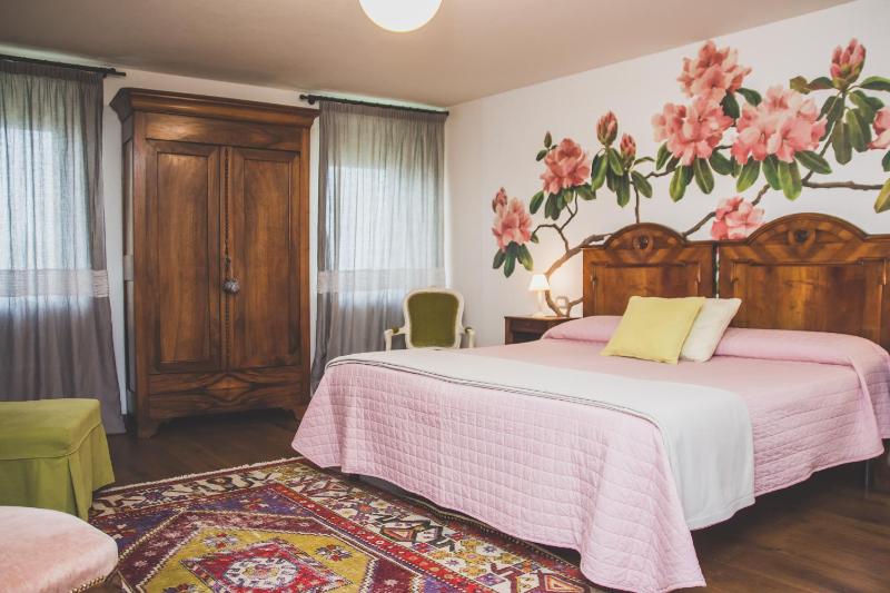 Double or Twin Room with Bathroom image 3