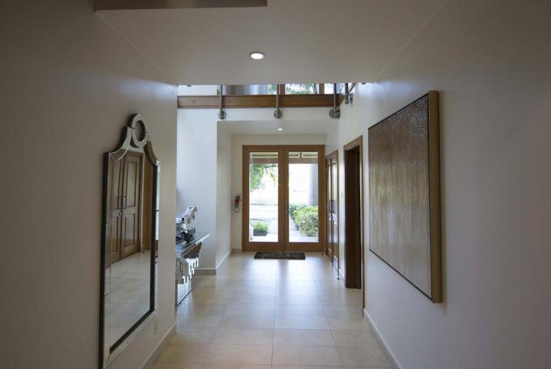 Private Villa with Pool Limegrove St James Near Beach - image 9